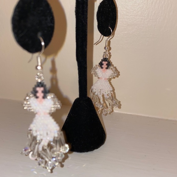 Master Bead Jeweler French Hook Made Angel Earrings NWOT Silver-Tone Findings - Picture 3 of 6